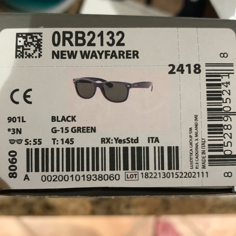 Ray-Ban New Wayfarer Classic - Picture 7 of 7